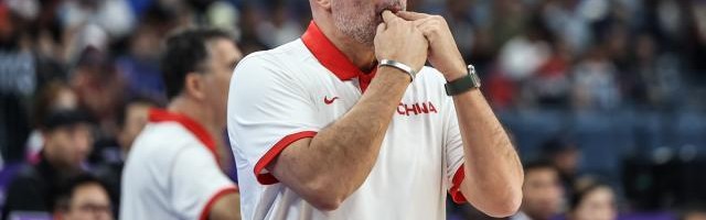 【焦点】男篮挥别乔帅，郭士强再上位