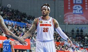 九游体育官网入口-追梦广东分梦莫兰德上半场攻防一体 4中4拿下9分3板8助3断