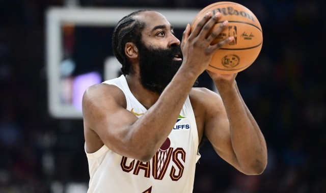 历史40+8+8次数榜：哈登31次居首 东契奇30次第2 威少3 詹姆斯4