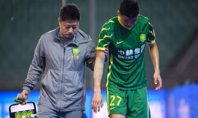 九游体育app-国足再迎坏消息！京鲁战两大国脚受伤赛季报销