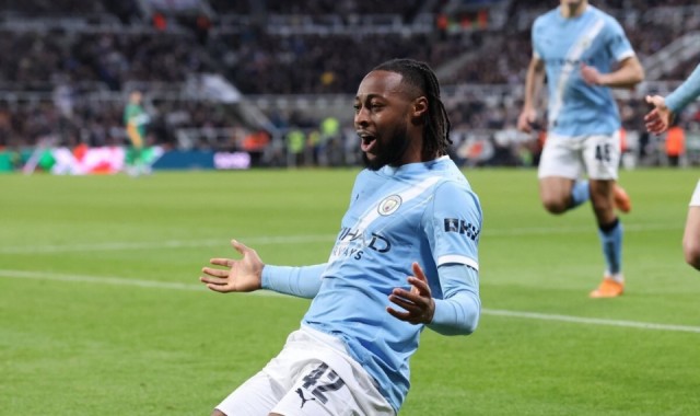 九游体育中国官网-超值！6500万镑新援带飞曼城 加盟前2场造3球+蝉联MVP 创17年神迹