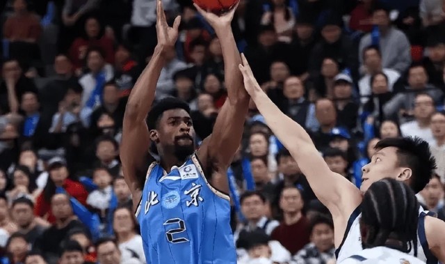 北京110-118深圳 球员评价：3人优秀，3人良好，6人低迷